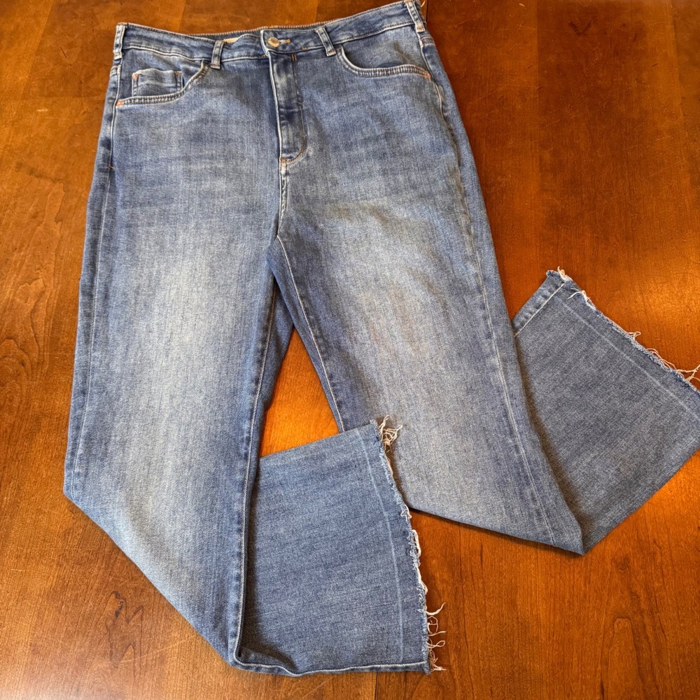 Pilcro Cropped Jean Women 32 Blue High Rise Wide Leg Raw Hem Denim Pants